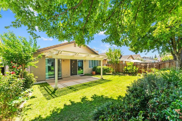 1149 Knopfler Cir, Folsom, CA 95630