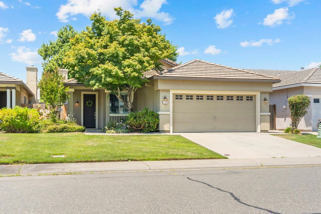 1149 Knopfler Cir, Folsom, CA 95630