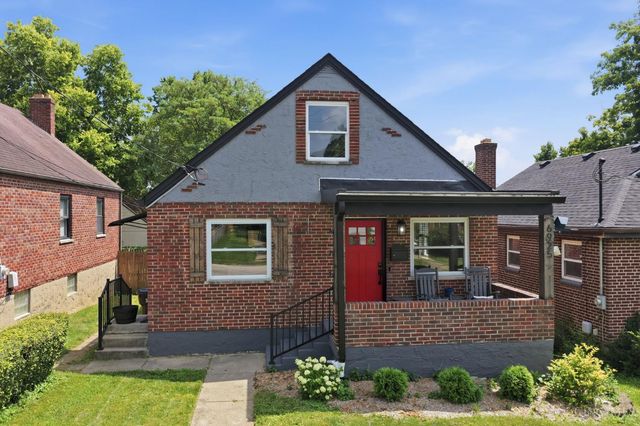 6925 Windward Street, Columbia Twp, OH 45227