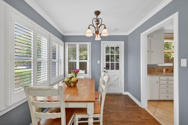 3620 E Country Club Ln, Sacramento, CA 95821