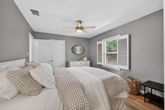 3620 E Country Club Ln, Sacramento, CA 95821