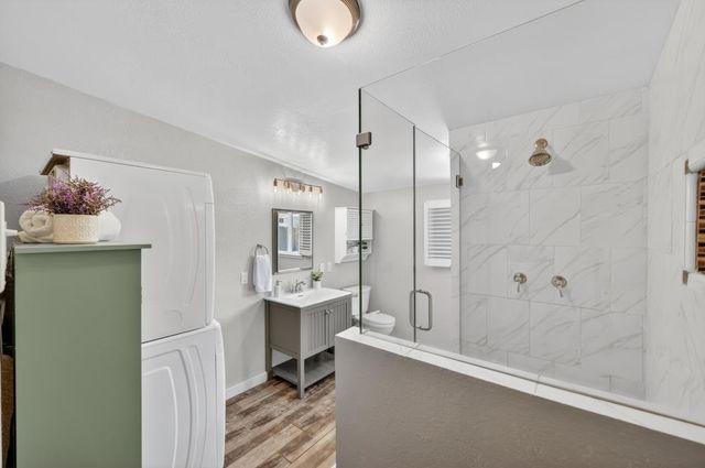 3620 E Country Club Ln, Sacramento, CA 95821