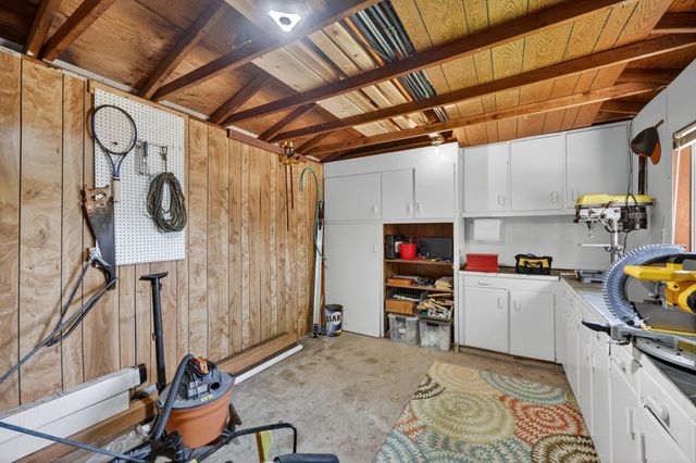 3620 E Country Club Ln, Sacramento, CA 95821