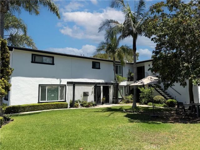 2872 La Salle Avenue, Costa Mesa, CA 92626