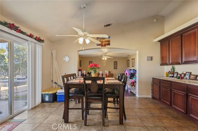 15120 Live Oak St, Hesperia, CA 92345