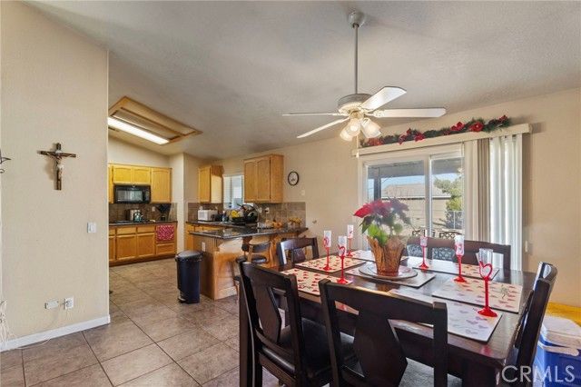 15120 Live Oak St, Hesperia, CA 92345