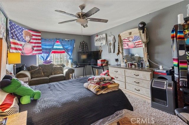 15120 Live Oak St, Hesperia, CA 92345