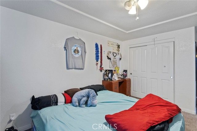 15120 Live Oak St, Hesperia, CA 92345