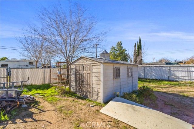 15120 Live Oak St, Hesperia, CA 92345