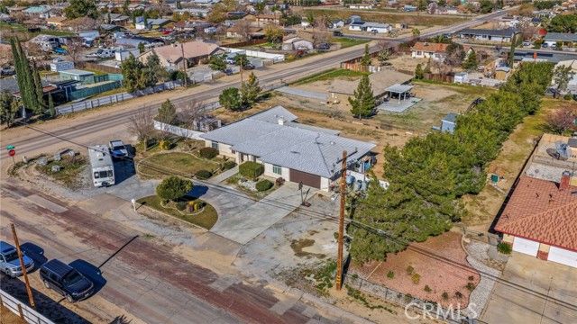 15120 Live Oak St, Hesperia, CA 92345