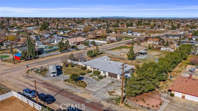 15120 Live Oak St, Hesperia, CA 92345
