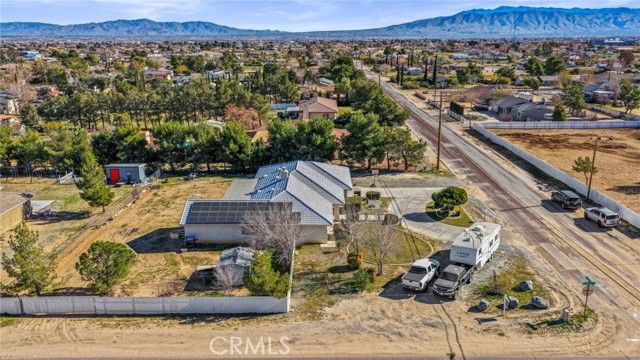 15120 Live Oak St, Hesperia, CA 92345