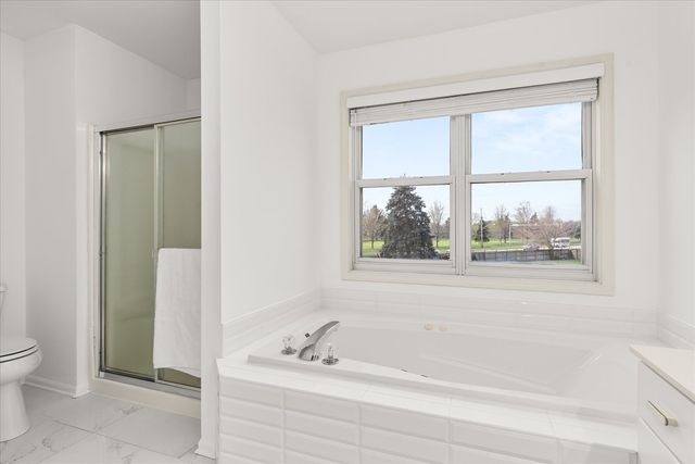 122 Cinderford Court, Oswego, IL 60543