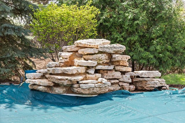 122 Cinderford Court, Oswego, IL 60543