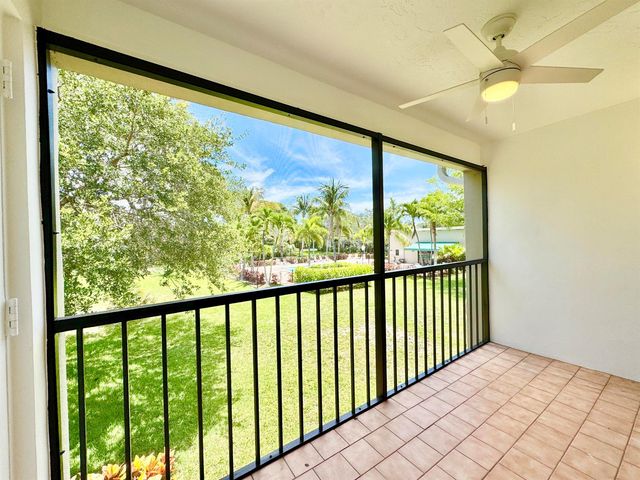 140 NW 70th Street 2030, Boca Raton, FL 33487