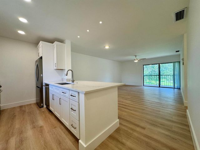 140 NW 70th Street 2030, Boca Raton, FL 33487