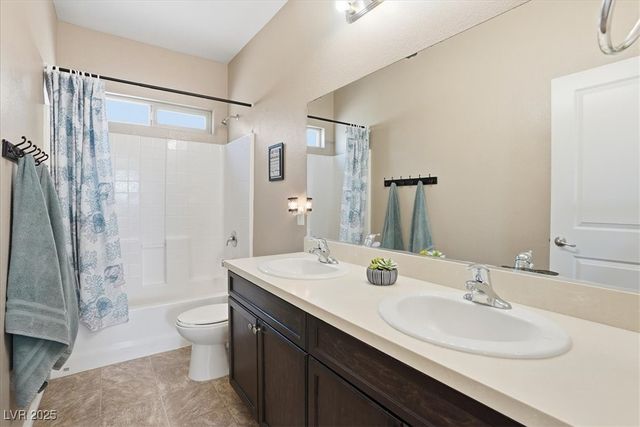 9305 Briar Bridge Avenue, Las Vegas, NV 89148