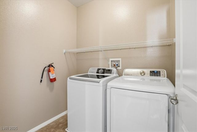 9305 Briar Bridge Avenue, Las Vegas, NV 89148