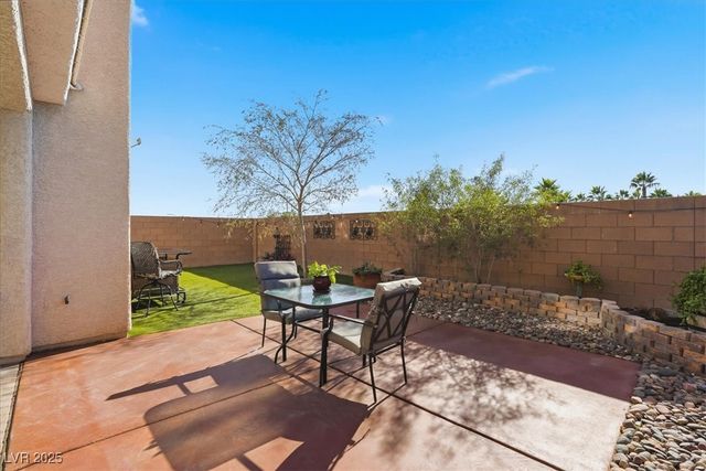 9305 Briar Bridge Avenue, Las Vegas, NV 89148