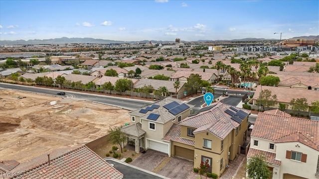9305 Briar Bridge Avenue, Las Vegas, NV 89148