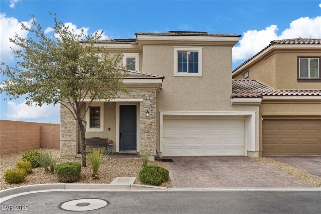9305 Briar Bridge Avenue, Las Vegas, NV 89148