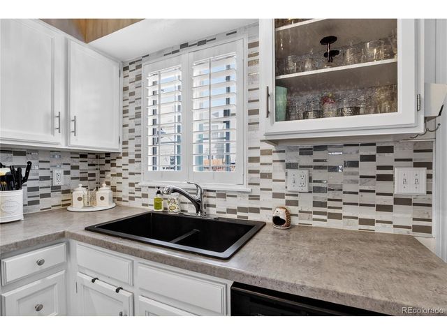 8190 S Fillmore Cir, Centennial, CO 80122