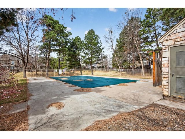 8190 S Fillmore Cir, Centennial, CO 80122