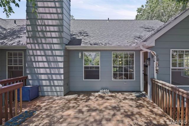 442 Schwarz Road, O'fallon, IL 62269