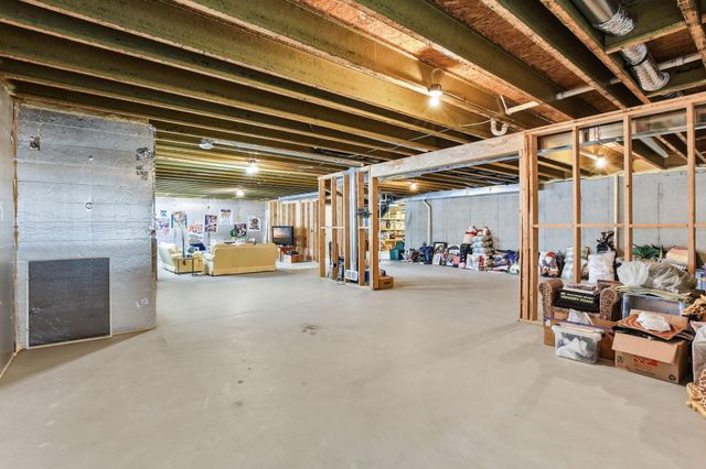 9550 Junco Road N, Lake Elmo, MN 55042