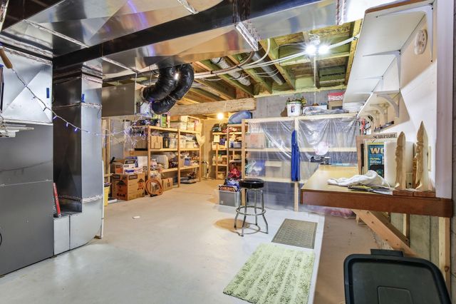 9550 Junco Road N, Lake Elmo, MN 55042