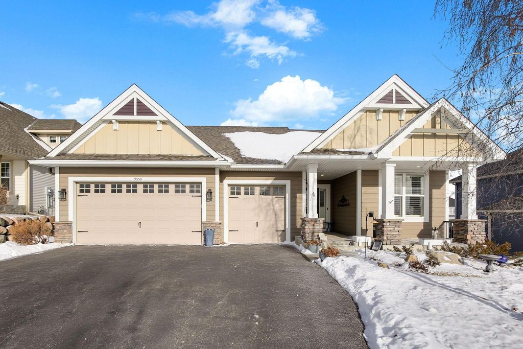 9550 Junco Road N, Lake Elmo, MN 55042