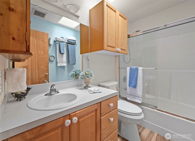 985 Lyndean Lane, Oak Harbor, WA 98277