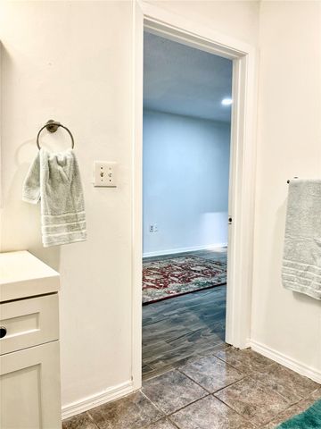 1407 Nevada Street, Houston, TX 77006