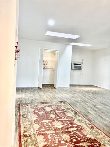 1407 Nevada Street, Houston, TX 77006