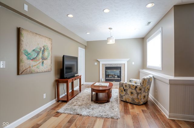 10926 Wintercove Way, Fishers, IN 46038