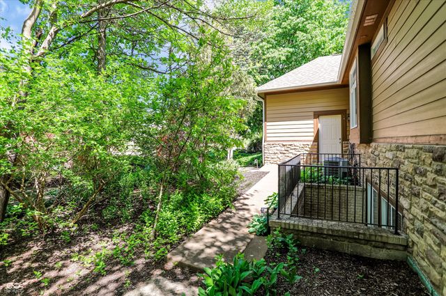 10926 Wintercove Way, Fishers, IN 46038