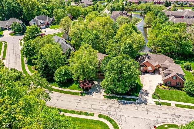10926 Wintercove Way, Fishers, IN 46038
