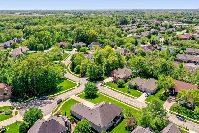 10926 Wintercove Way, Fishers, IN 46038