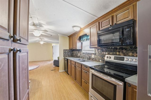 2220 ELLIE ROAD A, Auburndale, FL 33823