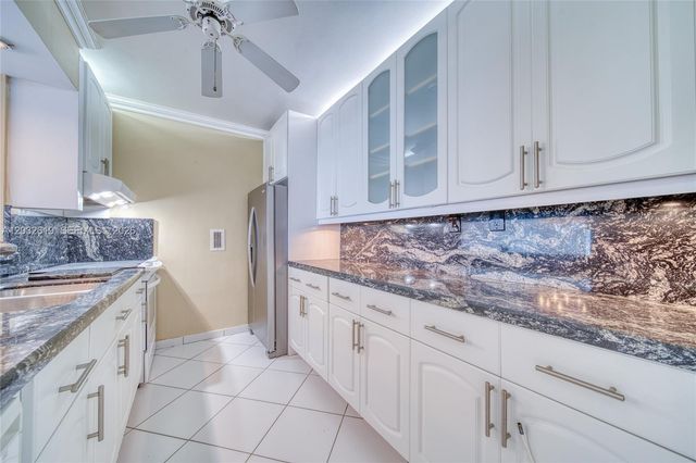 5401 Collins Avenue 1135, Miami Beach, FL 33140