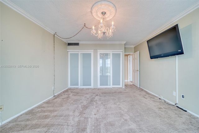 5401 Collins Avenue 1135, Miami Beach, FL 33140