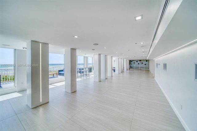 5401 Collins Avenue 1135, Miami Beach, FL 33140