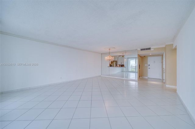 5401 Collins Avenue 1135, Miami Beach, FL 33140