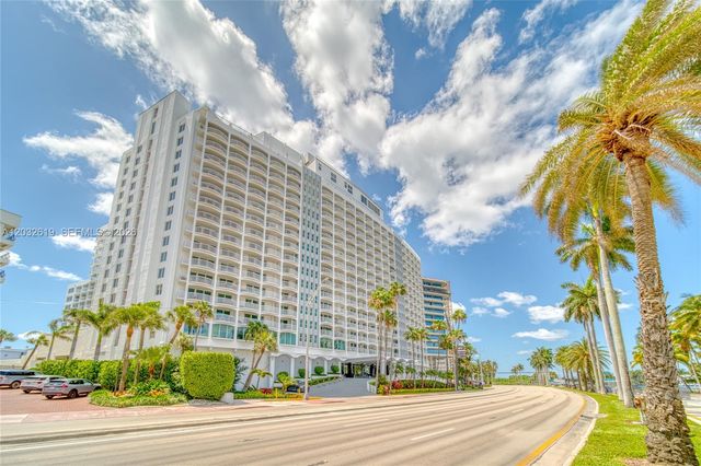 5401 Collins Avenue 1135, Miami Beach, FL 33140