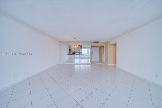 5401 Collins Avenue 1135, Miami Beach, FL 33140