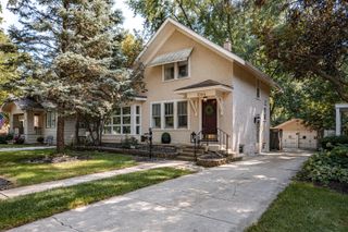 1344 Garfield Avenue, Aurora, IL 60506