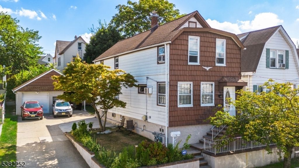 50 Scudder St, Garfield City, NJ 07026