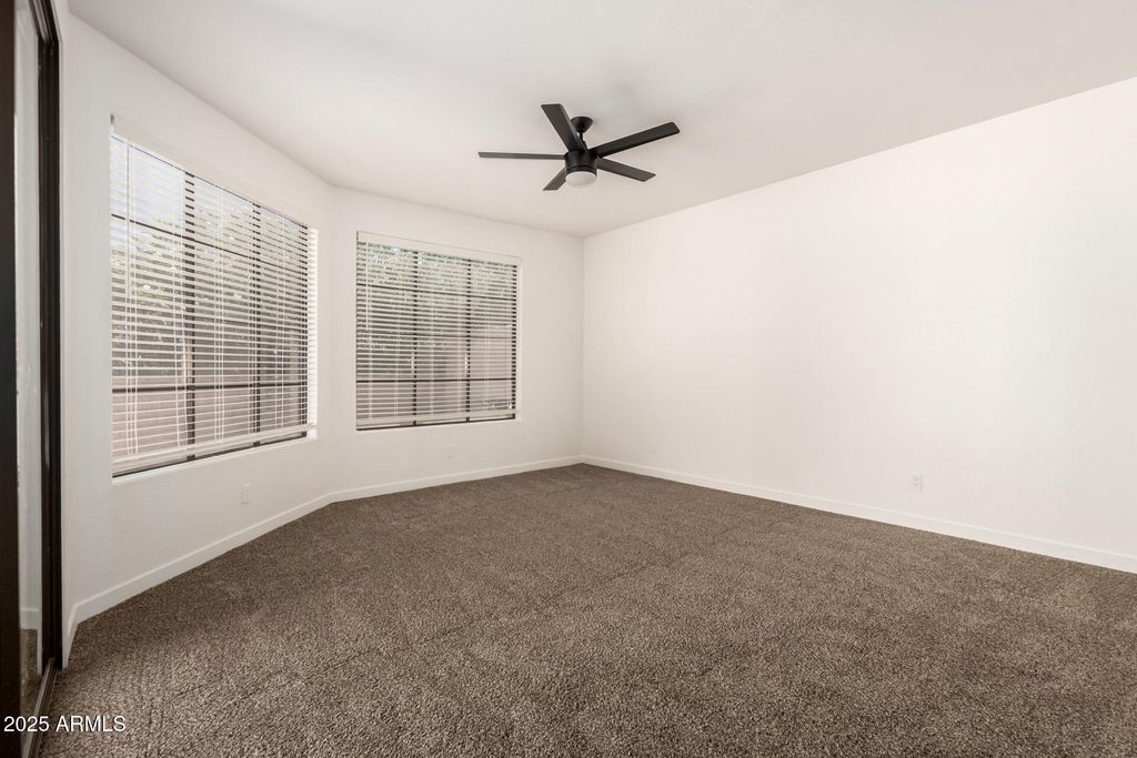 Image 19 of property listing at 8725 E Vía Del Arbor --, Scottsdale, AZ 85258