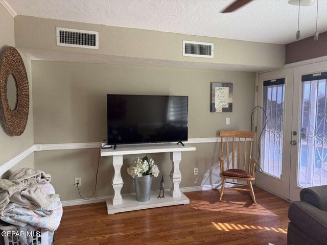 10904 DON JANUARY Drive, El Paso, TX 79935