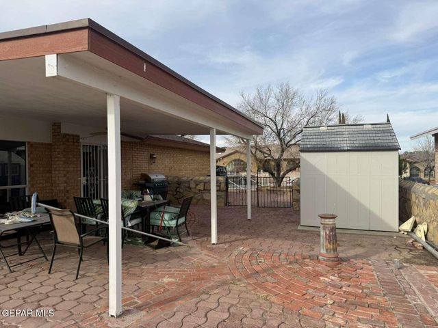10904 DON JANUARY Drive, El Paso, TX 79935